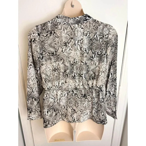 Women's SnakeSkin Print Long Sleeve Tunic Work Top with Knotted Front Sz L 0587 - Picture 4 of 6